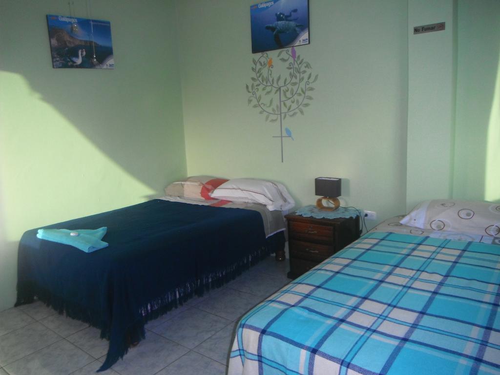 Casa De Celeste Puerto Baquerizo Moreno Quarto foto